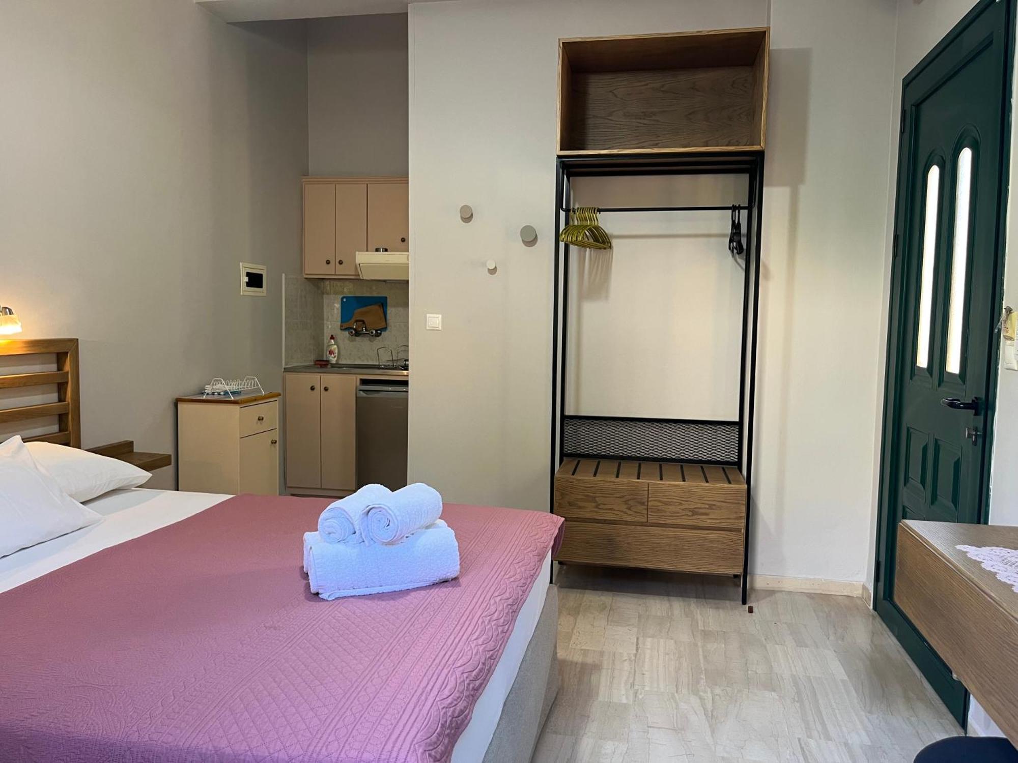 George Studios Vasilikí Cameră foto